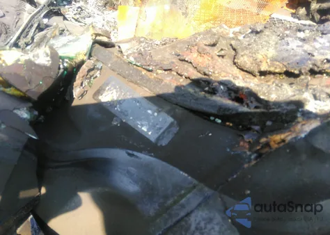 2023 Tesla Model X Standard Range/Dual Motor All-Wheel Drive z USA, uszkodzony, nr VIN 7SAXCBE58PF374120